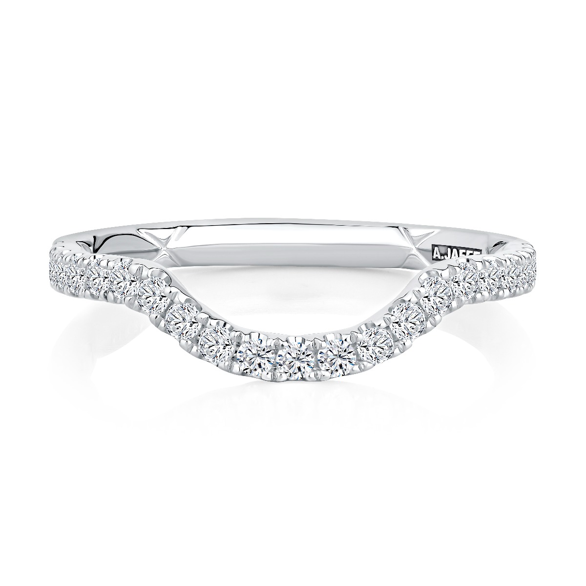 A Complete Buying Guide to Diamond Eternity Bands A Complete Buying Guide to Diamond Eternity Bands